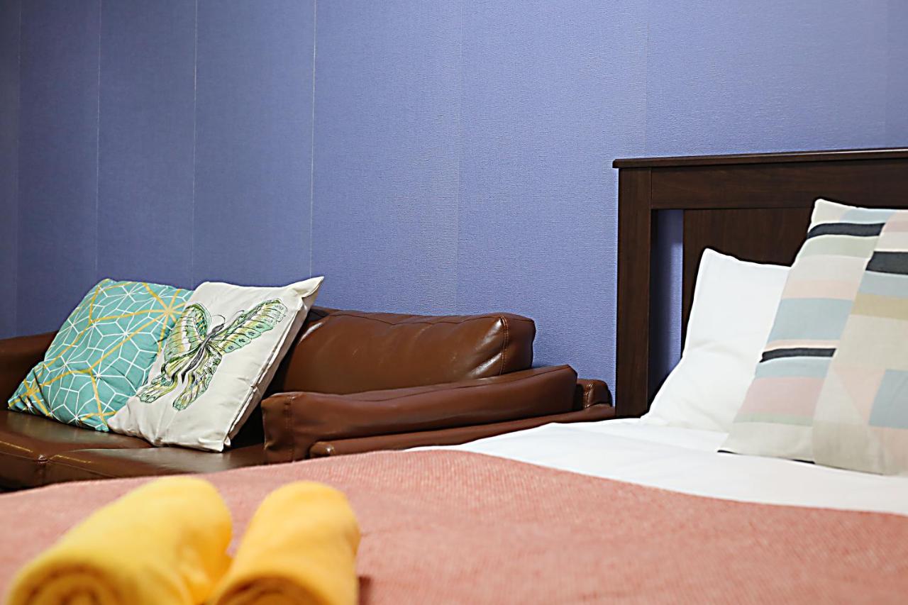 Апартаменты Heisiei House Shin-Okubo Free Wifi Токио Экстерьер фото