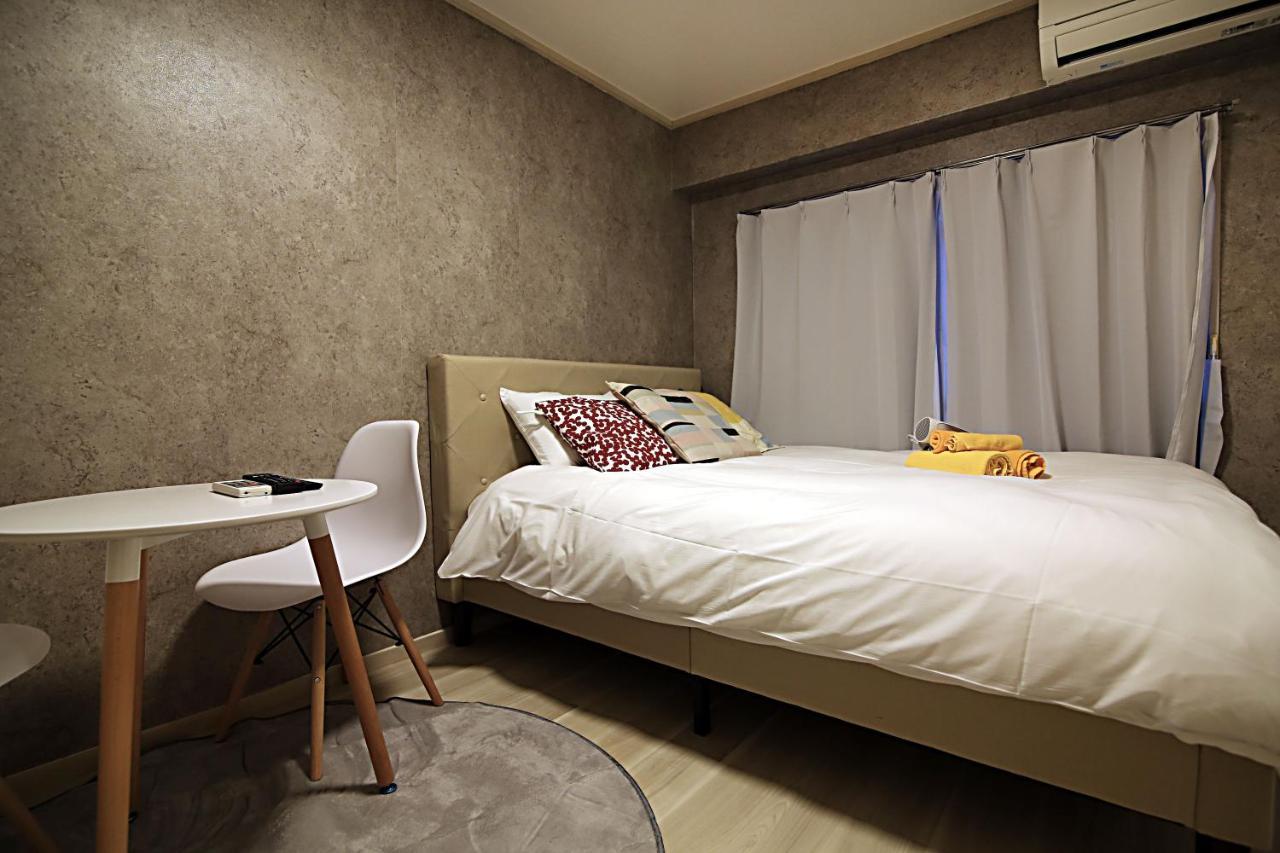 Апартаменты Heisiei House Shin-Okubo Free Wifi Токио Экстерьер фото